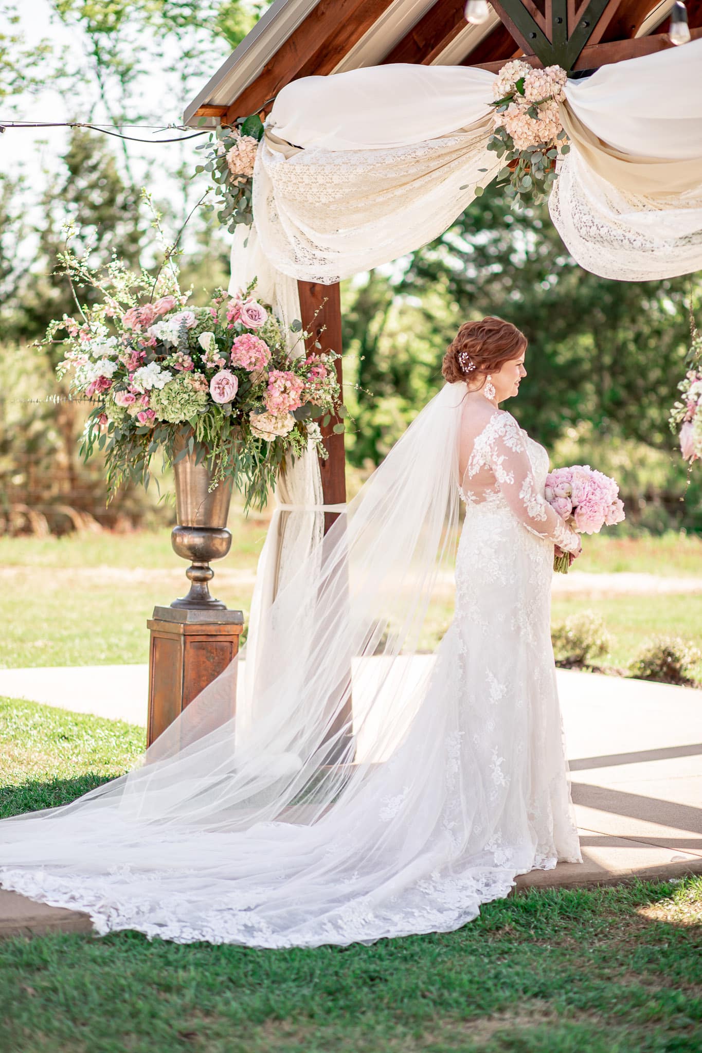 Tyler tx Blush Wedding Flowers